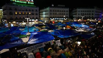 Cuarta noche de acampada en la Puerta del Sol