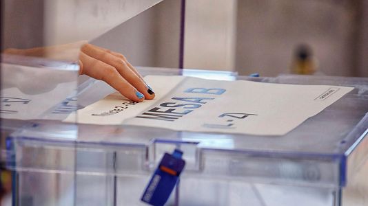 Elecciones Catalua 2024: todo preparado en los colegios electorales para el 12M