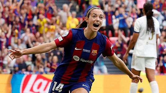 Aitana Bonmat marca el primer gol del Bara en la final de Champions contra el Lyon