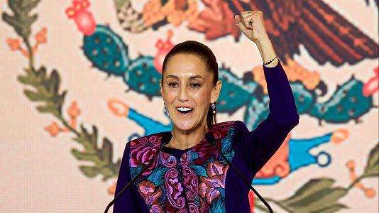 Claudia Sheinbaum grita "Viva Mxico!" mientras se dirige a sus seguidores tras ganar las elecciones presidenciales