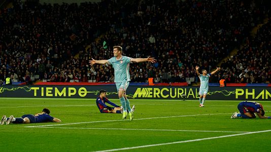 Sorloth celebra su gol al Barcelona