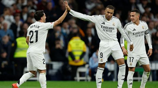 Brahim celebra el cuarto gol del partido