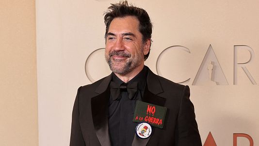 Javier Bardem lleva el 'No a la guerra' a la gala de los Oscar
