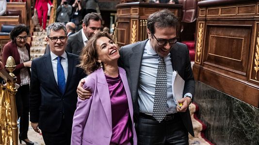 EuropaPress_7397746_vicepresidenta_primera_ministra_hacienda_maria_jesus_montero_ministro_economia