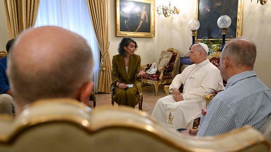 El papa se re�ne con v�ctimas de abusos sexuales en su visita a Espa�a