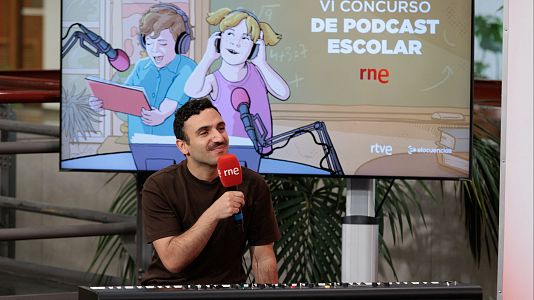 Dario Meta en la gala de premios del VI Concurso de Podcast Escolar de RNE