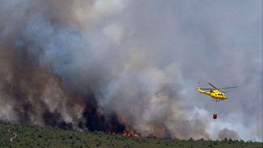 El viento provoca que el incendio de Guadalajara avance a una velocidad de 50 hect�reas por hora
