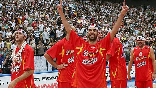 Juan Carlos Navarro celebra el Mundial 2006