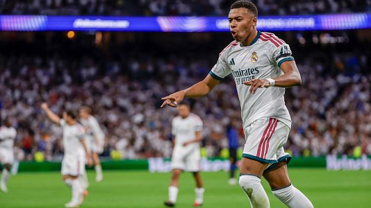 Mbapp� celebra su gol al Inter de Mil�n