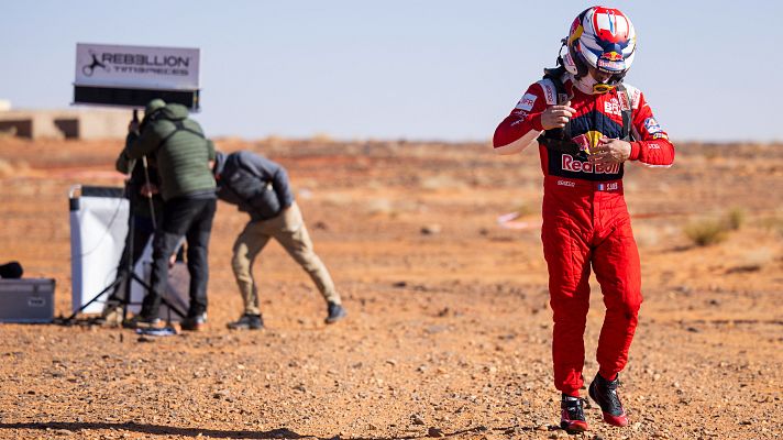 Loeb sufre aver�as durante la etapa 11 del Dakar 2024