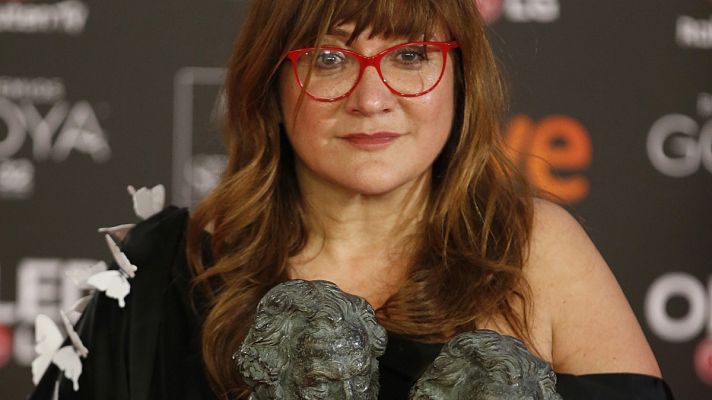 Isabel Coixet posa con los Premios Goya a la Mejor direccin y al Mejor guin adaptado por La Librera.