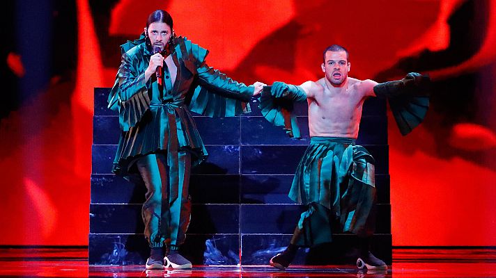 Eurovisin 2019 - Portugal  Conan Osiris canta  Telemveis  en la primera semifinal