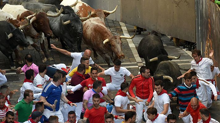 Sanfermines  encierro de la ganader�a Jos� Escolar