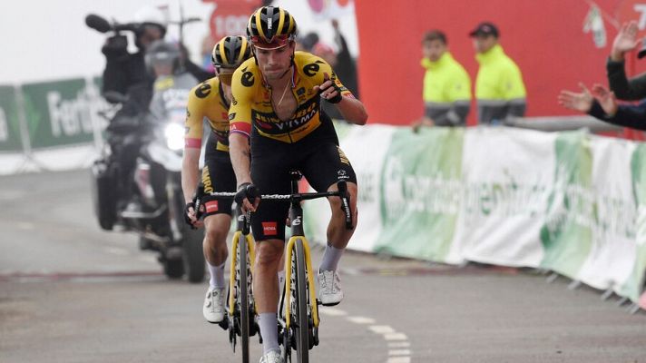 Vuelta 2023   Roglic corona el Angliru y Kuss aguanta a duras penas el liderato