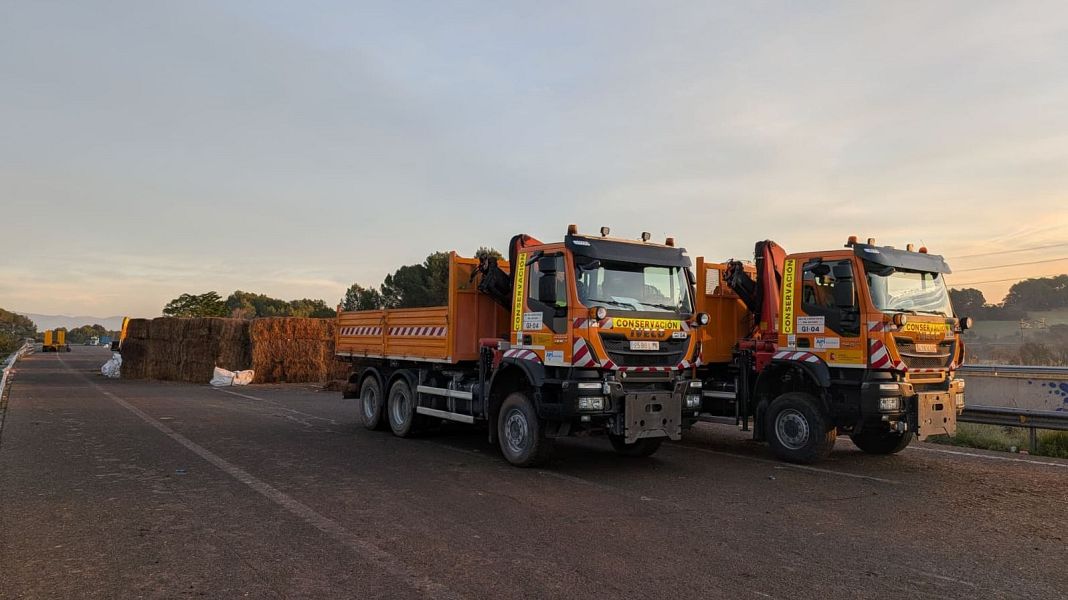A Pont�s treballen a contrarellotge per deixar la via a punt