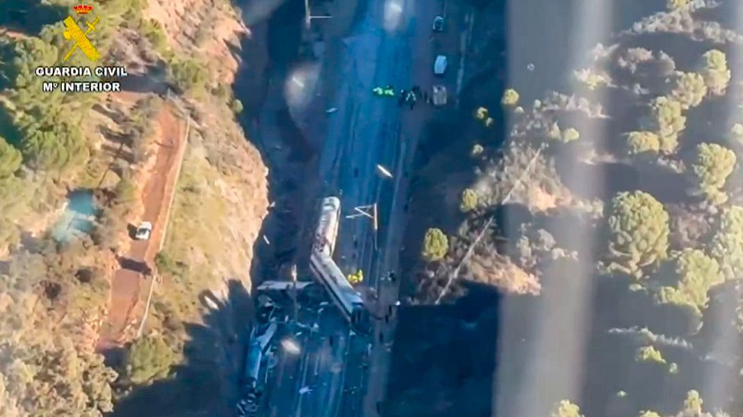 Imagen a�rea del lugar del accidente captada por la Guardia Civil (EFE/ Captura de v�deo de la Guardia Civil)