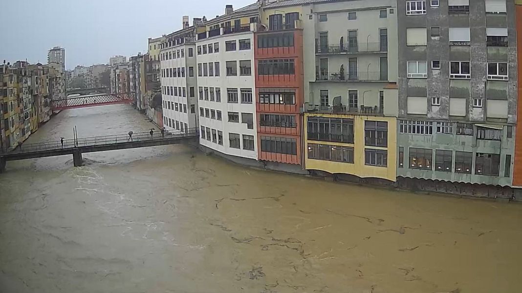 Riu Onyar al seu pas per Girona
