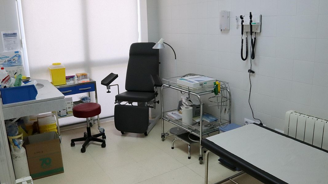 Sala d'infermeria d'un consultori d'atenci� prim�ria a Sant Cugat Sesgarrigues
