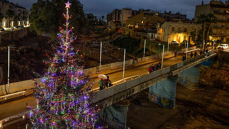 Barranco Poyo Valencia dana rbol Navidad