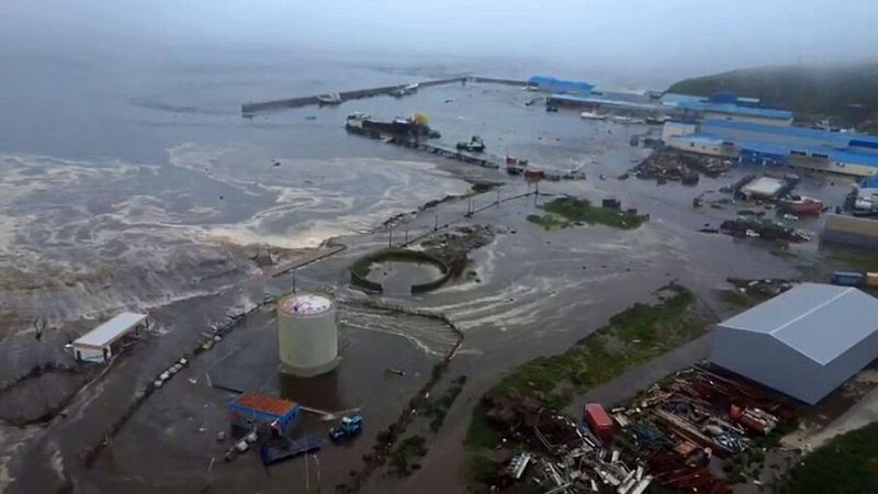 Tsunami en el Pacífico