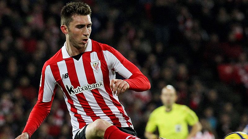 Laporte, en un partido durante su primera etapa como futbolista del Athletic Club