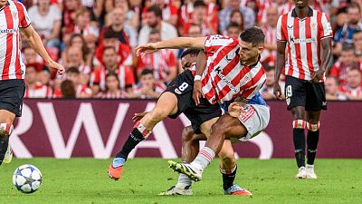 El Arsenal gana al Athletic en su regreso a la Champions League