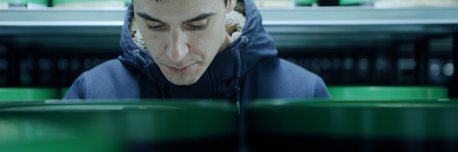 658571 CAP01 STILL LASDN 26