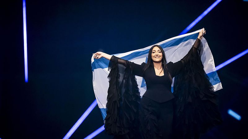 20251204 1b6f5cacddf7158f749b42fb0df021164da7abdc