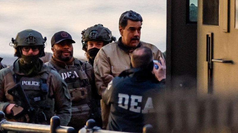 Maduro y su esposa son trasladados al tribunal de Nueva York donde comparecer� ante el juez