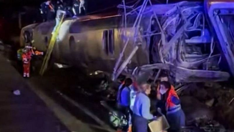 Descarrilamiento de dos trenes en C�rdoba