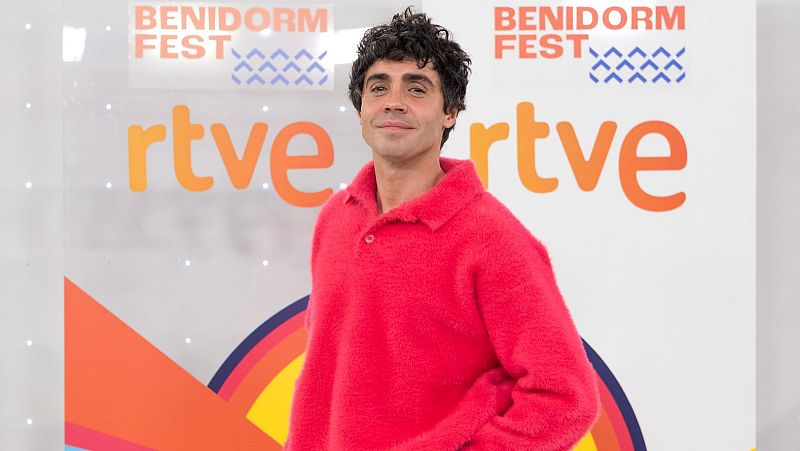 Javier Ambrossi en la presentaci�n del Benidorm Fest 2026