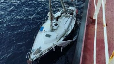 Un milagroso rescate tras dos semanas a la deriva
