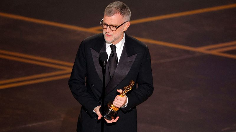 2026-03-16T003345Z_1617062448_HP1EM3G01K7HS_RTRMADP_5_AWARDS-OSCARS