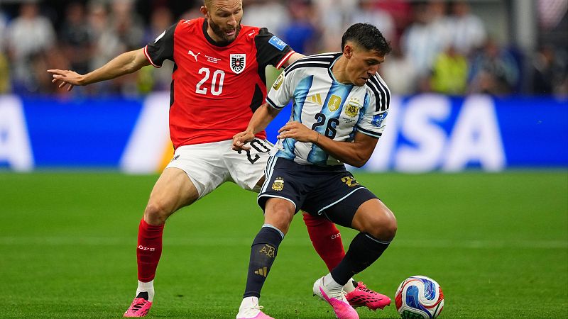 Austria_Argentina_WCup_Soccer_15773