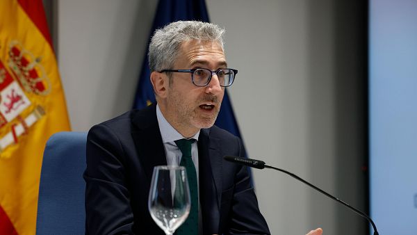 El Gobierno plantea a las comunidades una financiaci�n "r�cord" y un margen de deuda de 5.849 millones