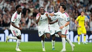 Yan Diomande celebra su gol