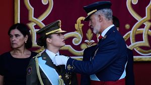 El rey Felipe con la princesa Leonor