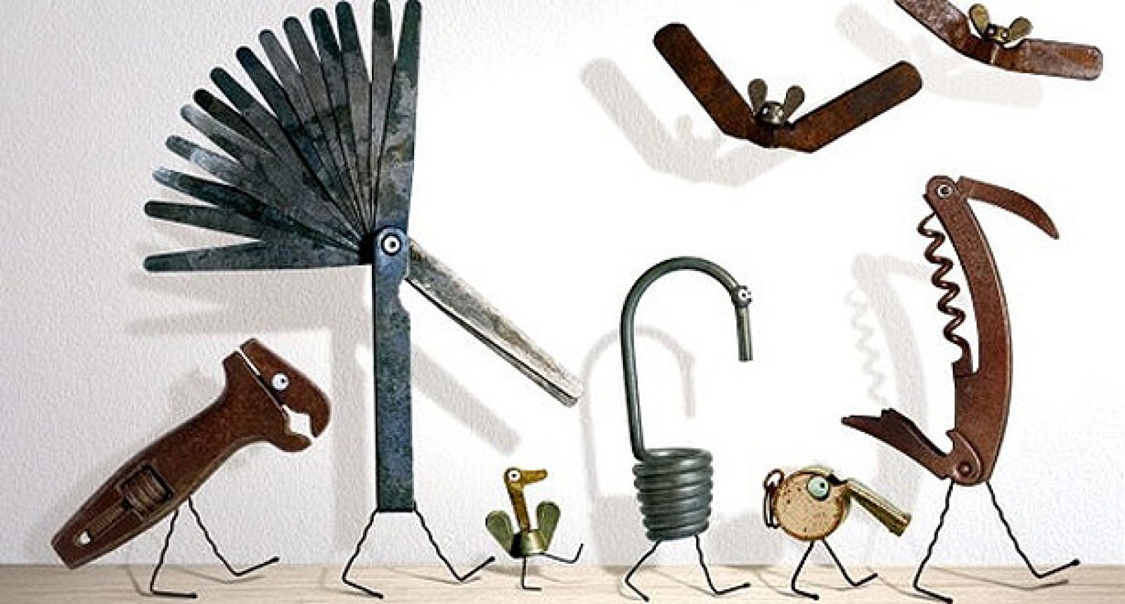 Objetos cotidianos convertidos en animales por Gilbert Legrand Objetos cotidianos convertidos en animales por Gilbert Legrand