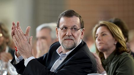 Rajoy defiende que el PP vasco ha dado las "batallas más difíciles, casi siempre en solitario" Rajoy defiende que el PP vasco ha dado las "batallas más difíciles, casi siempre en solitario"