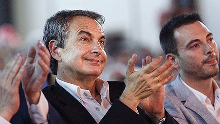 Zapatero dice que el PSOE es un partido de gobierno y cree que "otros solo quieren influir" Zapatero dice que el PSOE es un partido de gobierno y cree que "otros solo quieren influir"