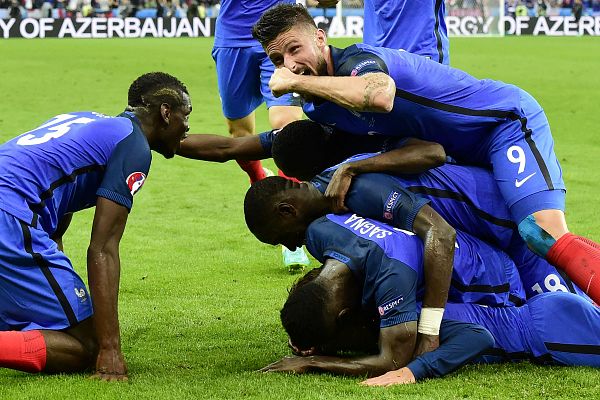 Los franceses han goleado a Islandia para meterse en las semifinales de la Euro.