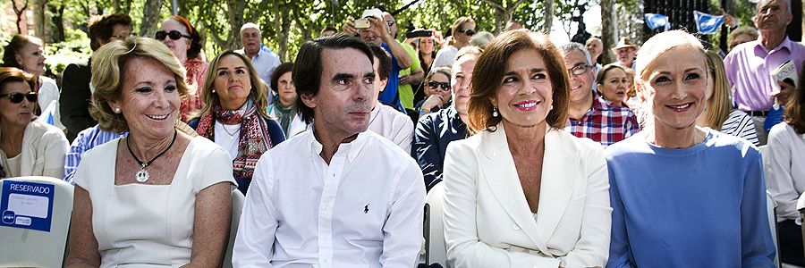 Aznar ataca a Podemos por querer "cargarse" España y llama a los "defraudados" a votar al PP Aznar ataca a Podemos por querer "cargarse" España y llama a los "defraudados" a votar al PP