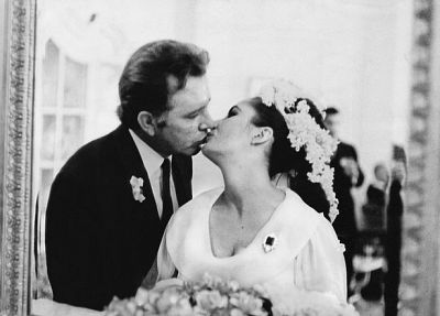 Elizabeth Taylor y Richard Burton pasi n alcohol sexo y joyas