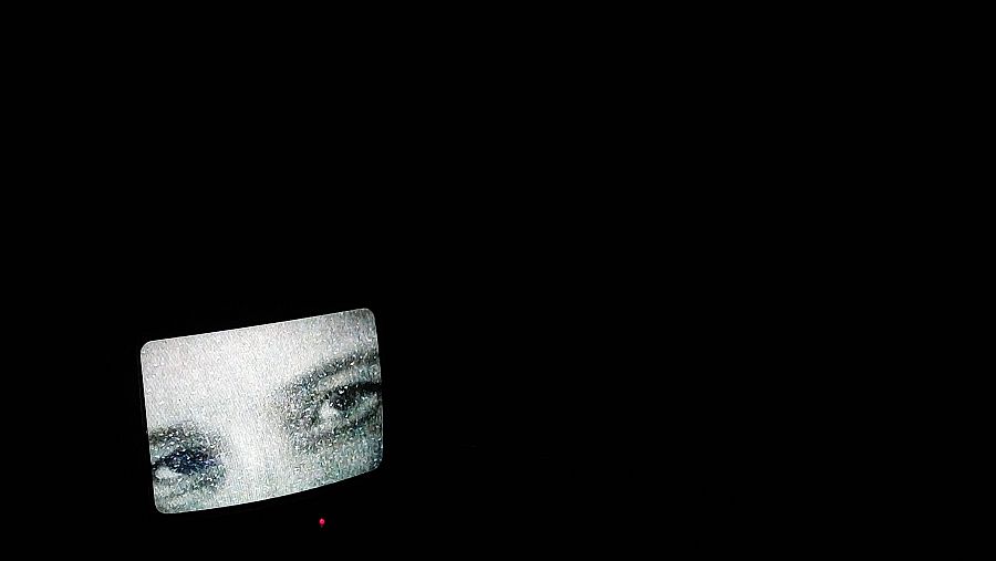 ‘Saírse Do Tempo / Denboratik Kanpo / Sortir-se Del Temps / Salirse Del Tiempo’ (Cris Neira)
