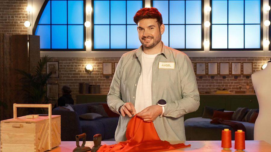 Ángel, finalista de la sexta edición de Maestros de la Costura