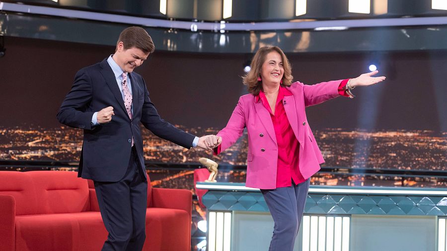 Carla Antonelli y Marc Giró en Late Xou