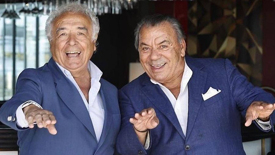 La canción  "Macarena', del grupo sevillano Los del río, es todo un fenómeno que ha llegado a vender más de 120 millones de copias