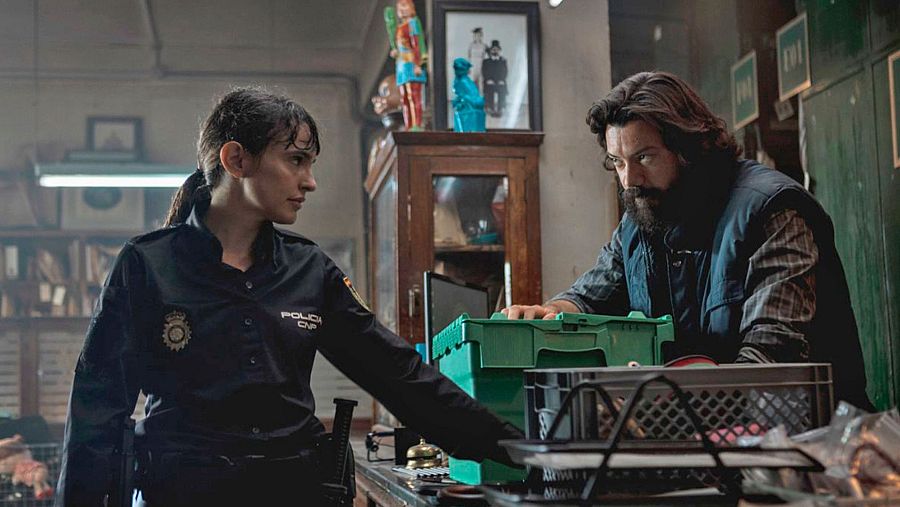 Curiosidades de la película 'Objetos', de Álvaro Morte y actriz Verónica Echegui