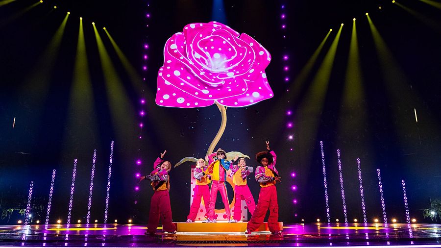 Actuación de Chloe DelaRosa en el primer ensayo de Eurovisión Junior 2024