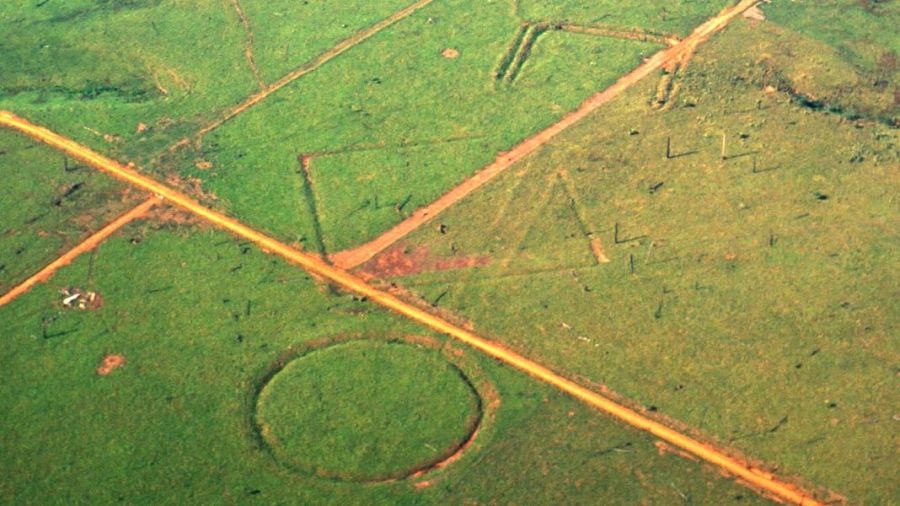 Geoglifos en la selva del Amazonas.